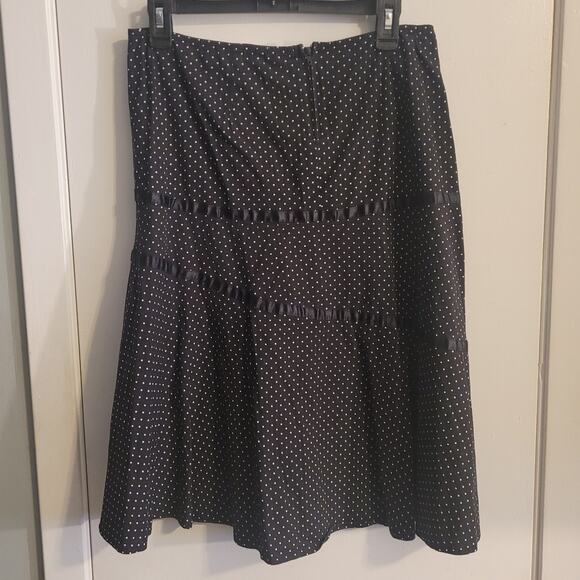 Forever 21 Womens Black Ribbon Detail A-Line Skirt Size M Modest Knee Midi - Picture 3 of 6